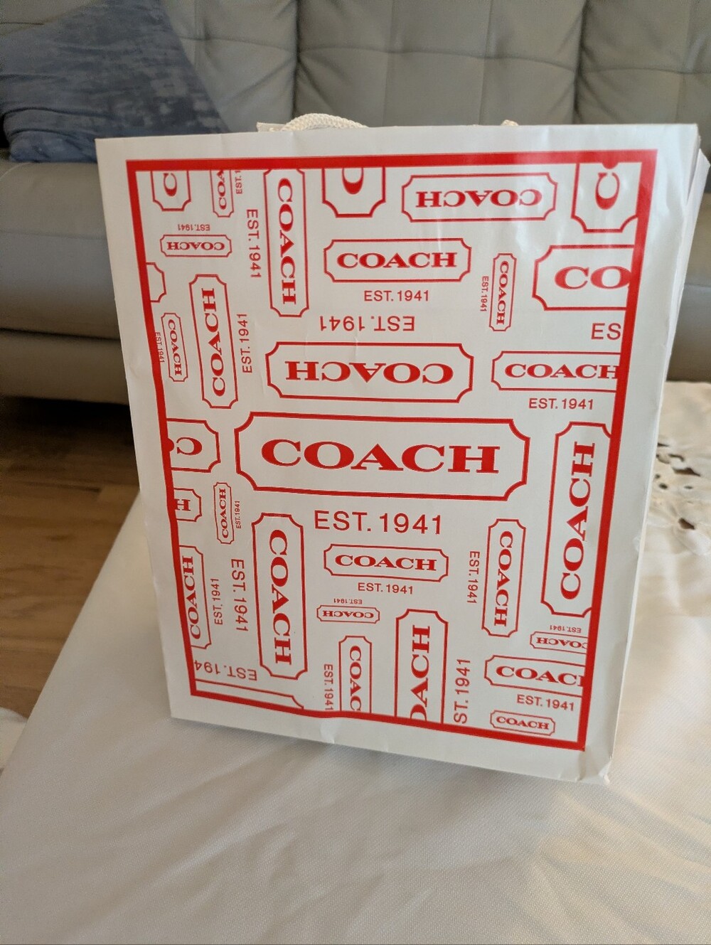 Coach Julia Sequin Kisslock Clutch - Limited Edition - Black Sequin - Picture 9 of 9